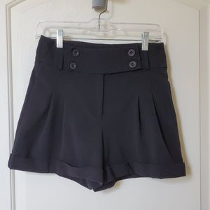 Silence + Noise high waisted shorts size 4